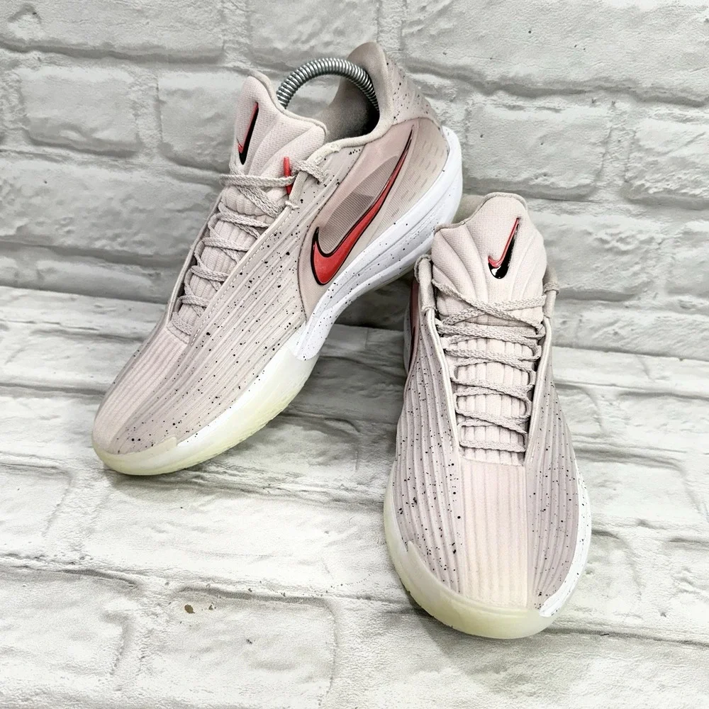 Nike zoomx cut